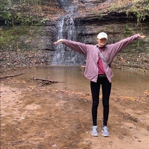 Meet your Posher, Natalie